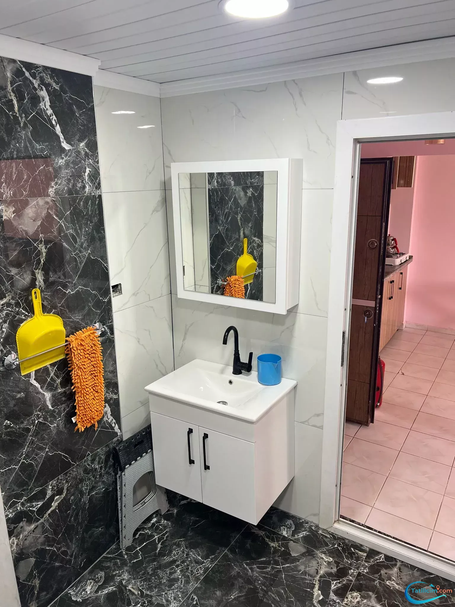 tatilcim.com Toker Apart 1+1 (mutfaklı) Sahile 100mt